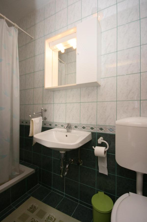Apartment Stara Novalja 6301B Экстерьер фото