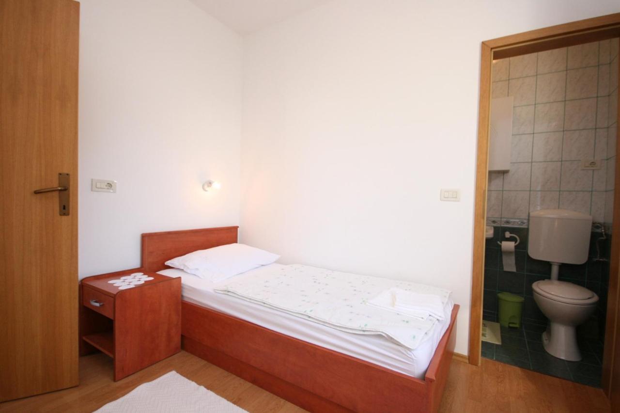 Apartment Stara Novalja 6301B Экстерьер фото