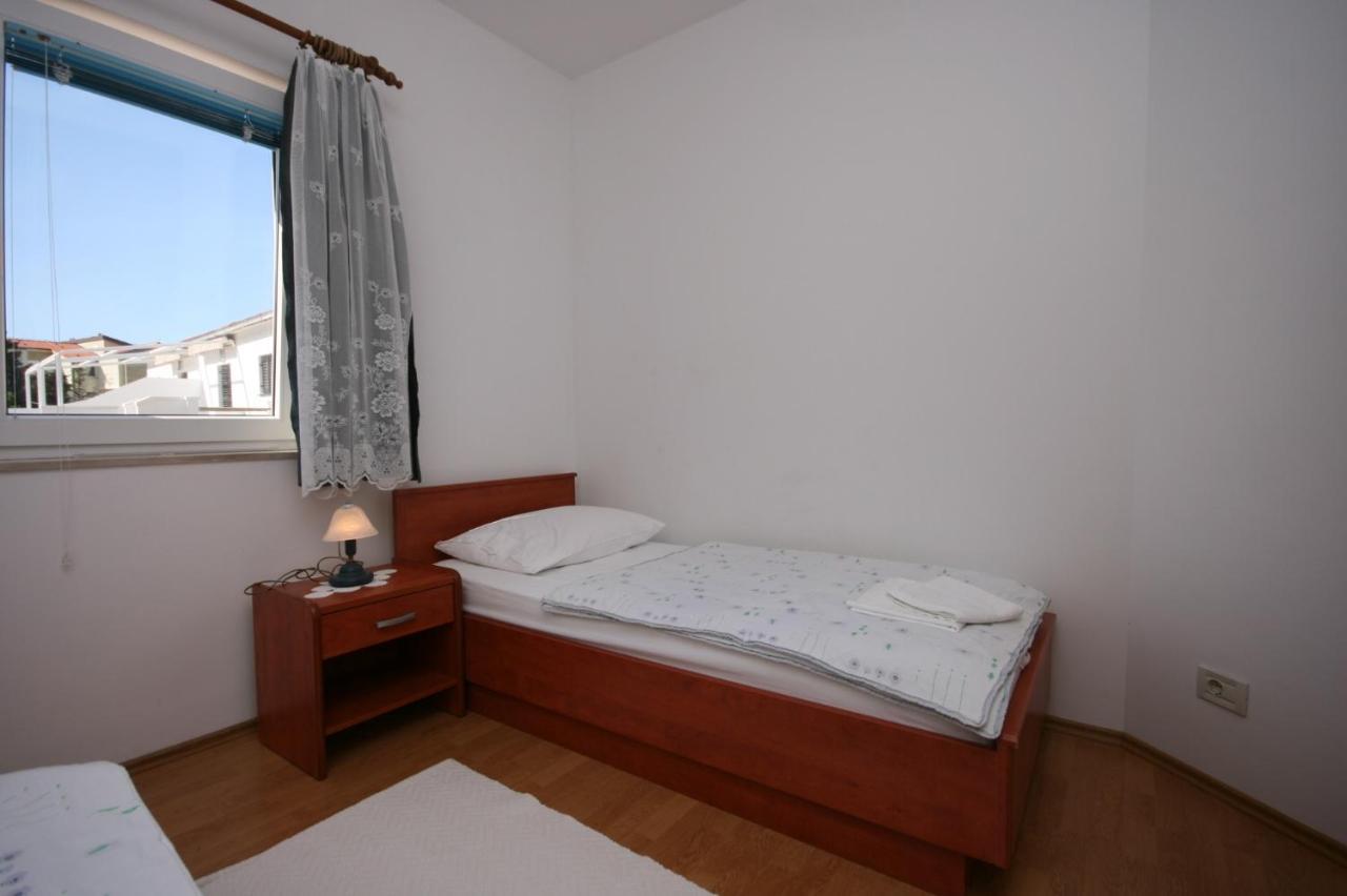 Apartment Stara Novalja 6301B Экстерьер фото