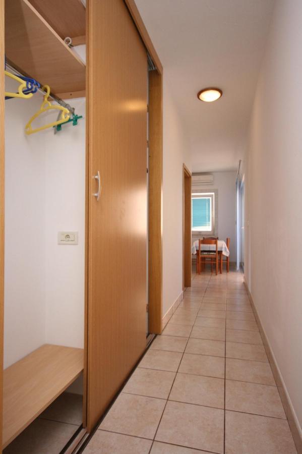 Apartment Stara Novalja 6301B Экстерьер фото